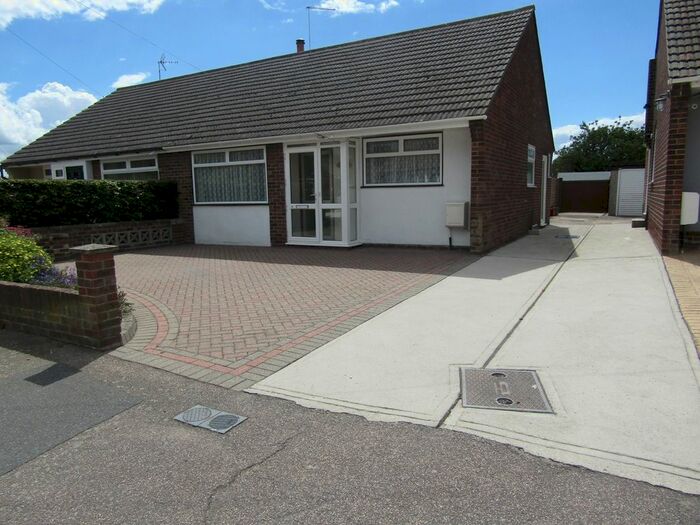 2 Bedroom Semi-Detached Bungalow To Rent In Beryl Road, Dovercourt, Harwich, CO12
