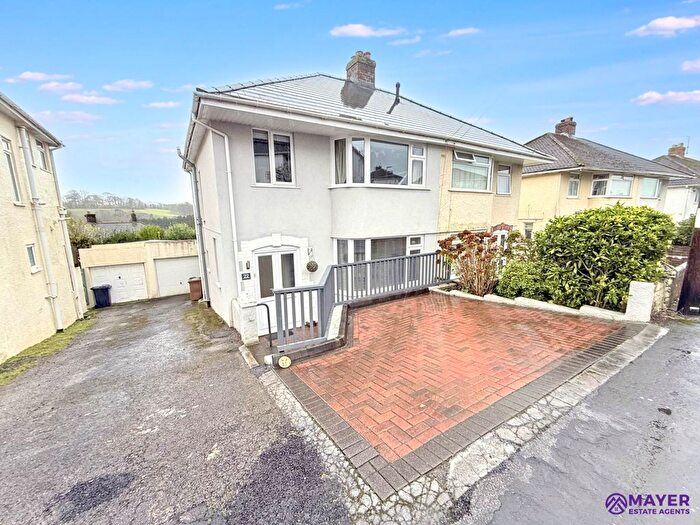 3 Bedroom Semi Detached House For Sale In Lynwood Avenue, Plymouth, PL7