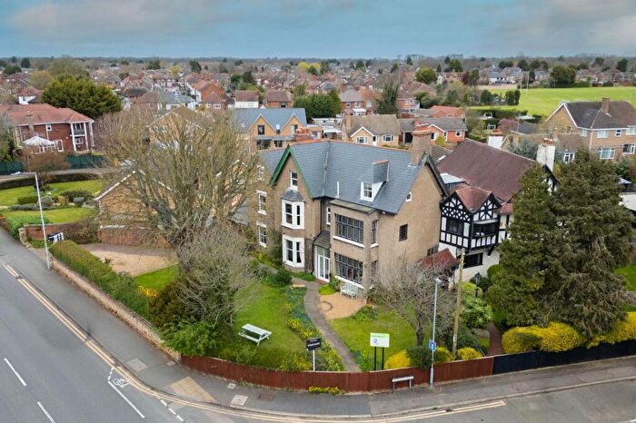 6 Bedroom House For Sale In Dogsthorpe Road, Peterborough, PE1