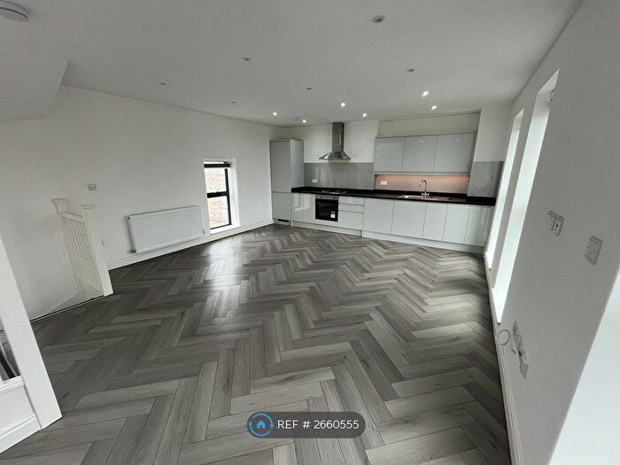 2 Bedroom Flat To Rent In Cruikshank Road, London, E15