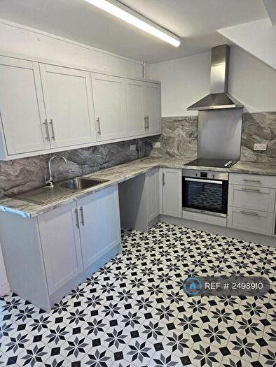 1 Bedroom End Of Terrace House To Rent In The Gatehouse, Warminster, BA12