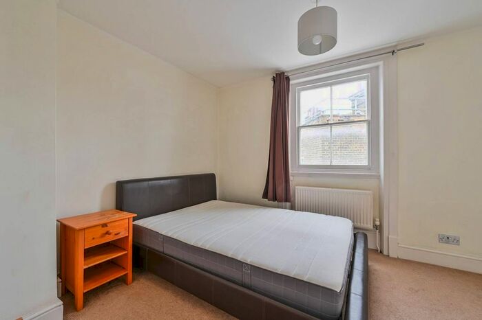 2 Bedroom Flat To Rent In Transept Street, Marylebone, London, NW1