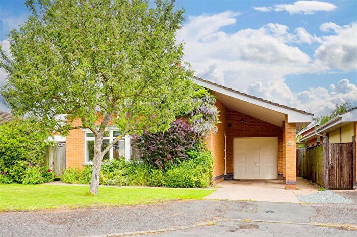 3 Bedroom Detached House For Sale In Pinfold Close, Woodborough, NG14