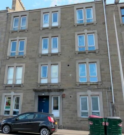Studio To Rent In Strathmartine Road, Dundee, DD3