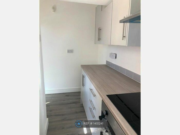 2 Bedroom Terraced House To Rent In Braithwaite Street, Shildon, DL4