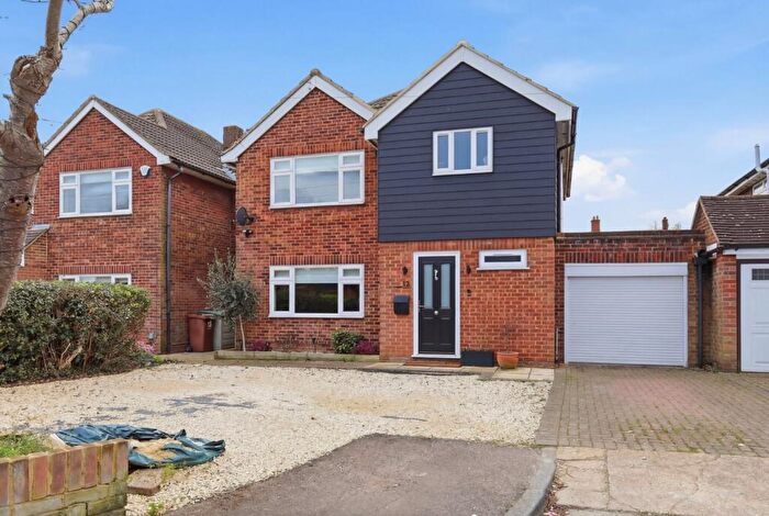 3 Bedroom Detached House For Sale In Bibby Close, Corringham, Stanford-le-hope, Essex, SS17
