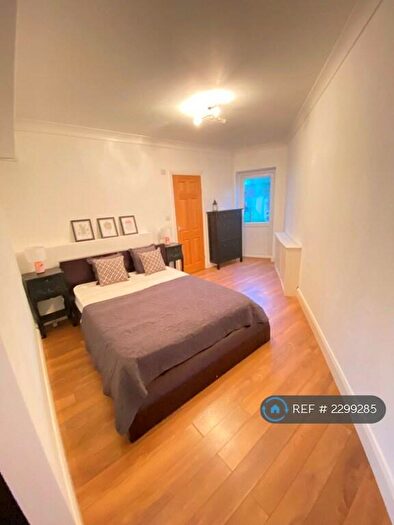 1 Bedroom Bungalow To Rent In Tomswood Hill, Essex, IG6