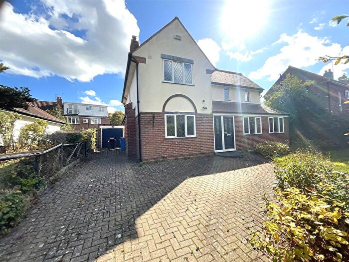 4 Bedroom Detached House To Rent In Scalby Road, Scarborough, YO12