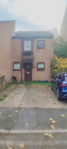 1 Bedroom End Terrace House For Sale In Love Lane, Mitcham, CR4