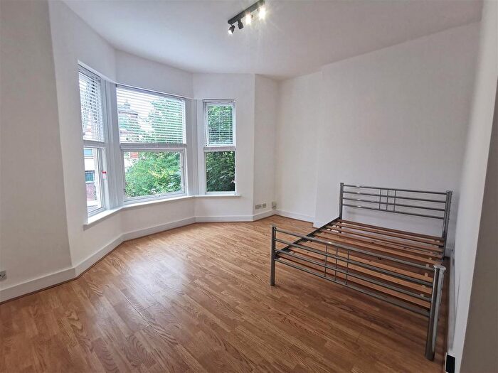 1 Bedroom Flat To Rent In White Hart Lane, London, N22