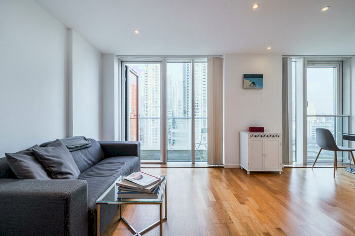 Flat To Rent In Ability Place, Canary Wharf, E14