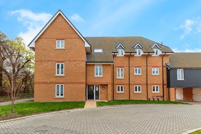 1 Bedroom Flat For Sale In Fairfax Lane, Royston, SG8