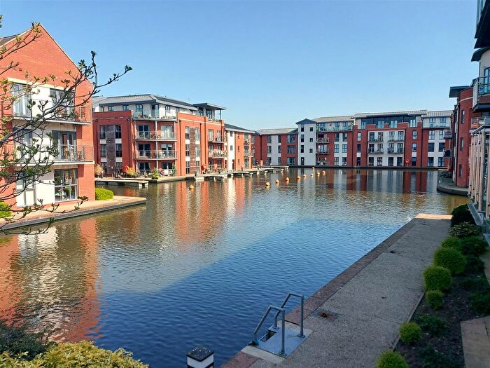 2 Bedroom Flat For Sale In Severn View, Larch Way, Stourport-On-Severn, DY13