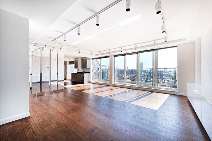 3 Bedroom Flat For Sale In Artillery Mansions, Victoria Street, Westminster, London, SW1H
