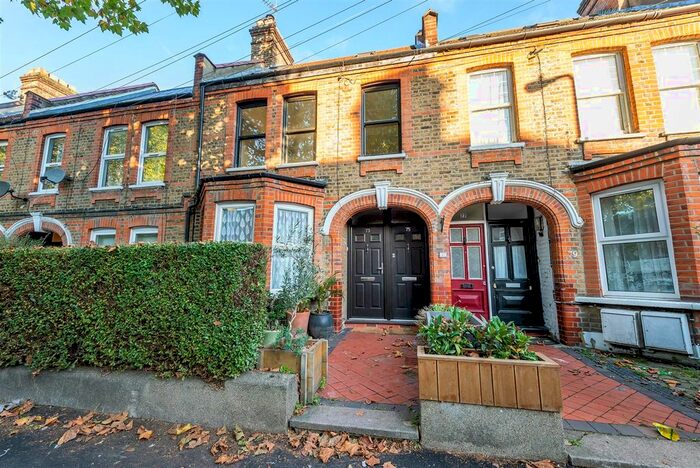 2 Bedroom Flat To Rent In Lloyd Road, London, E17