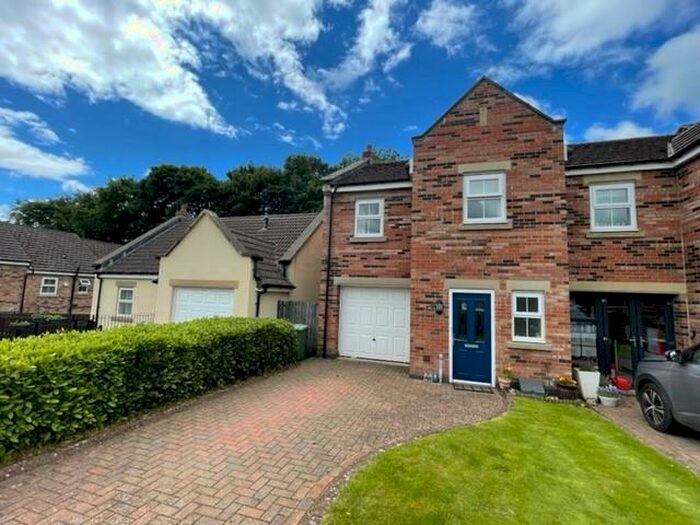 4 Bedroom End Of Terrace House For Sale In Whitton View, Rothbury, Morpeth, NE65