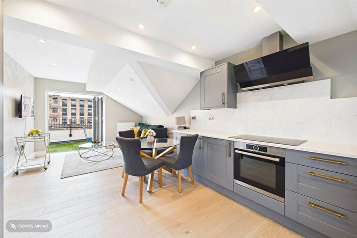 2 Bedroom Apartment To Rent In The Forbury, Reading, Berkshire, RG1