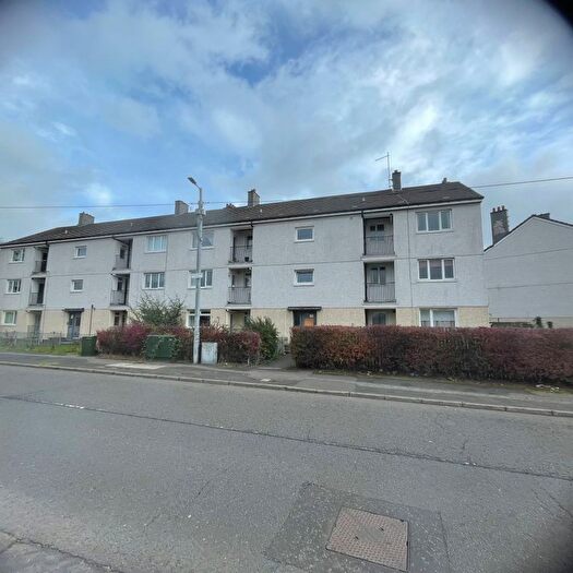 2 Bedroom Flat To Rent In Lochdochart Road, Easterhouse, G34