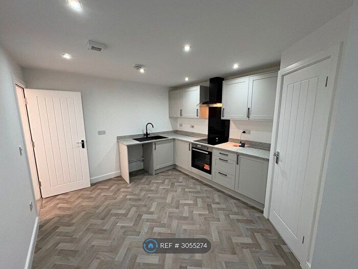 2 Bedroom Flat To Rent In Liscard Way, Wallasey, CH44