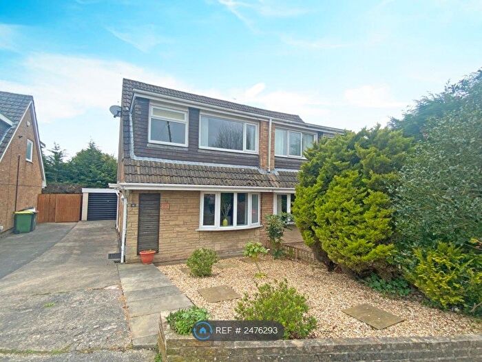 3 Bedroom Semi-Detached House To Rent In Aysgarth Avenue, Preston, PR2