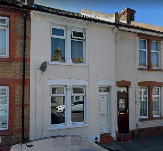 3 Bedroom Terraced House To Rent In Catherine Street, Rochester, ME1
