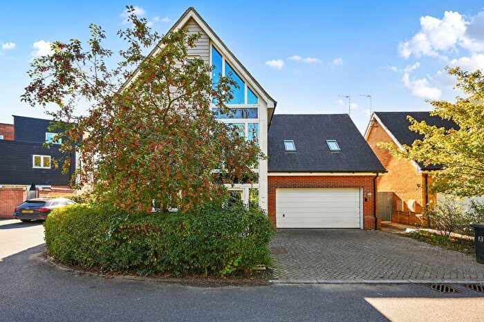 5 Bedroom Detached House For Sale In Campion Close, Ashford, TN25