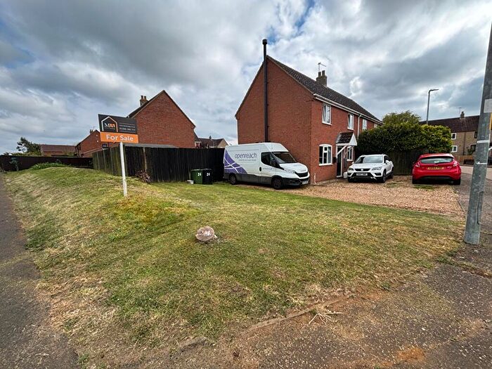 3 Bedroom Semi-Detached House For Sale In Crown Gardens, Wereham, King's Lynn, PE33