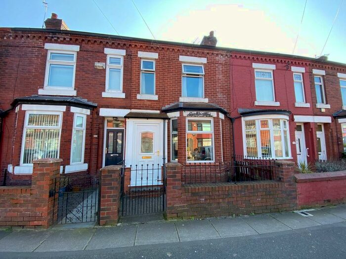3 Bedroom Terraced House To Rent In Laburnum Road, Denton, M34
