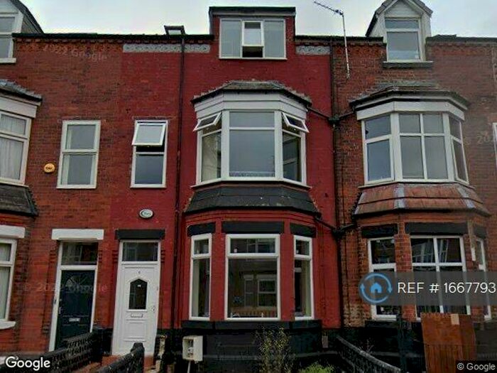 8 Bedroom Terraced House To Rent In Booth Avenue, Fallowfield, M14