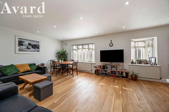 4 Bedroom Terraced House For Sale In The Broadway, Brighton, BN2