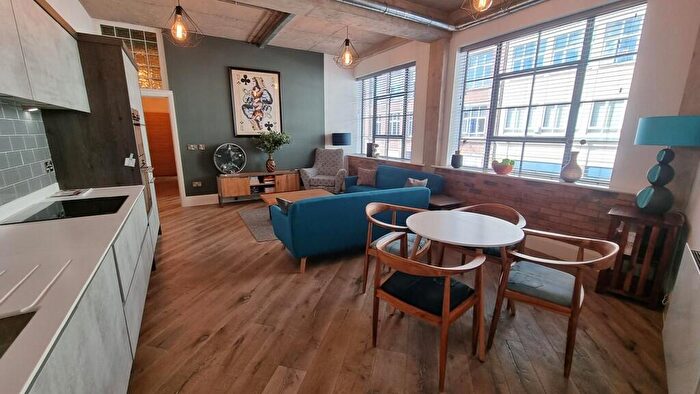 2 Bedroom Apartment To Rent In Camden Street, Jewellery Quarter, Birmingham, B1
