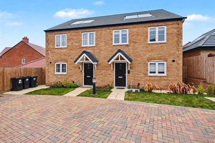 3 Bedroom Semi-Detached House To Rent In Storksbill Road, Corby, NN17