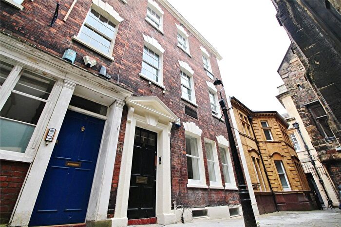 2 Bedroom Flat For Sale In All Saints Court, Bristol, Somerset, BS1