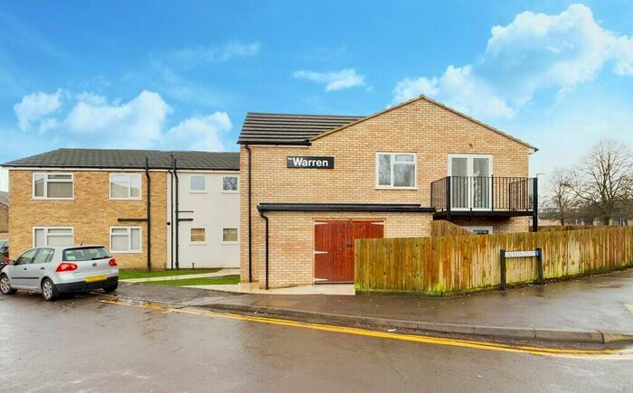 2 Bedroom Flat To Rent In The Warren, Jackson Court, Hazlemere, HP15