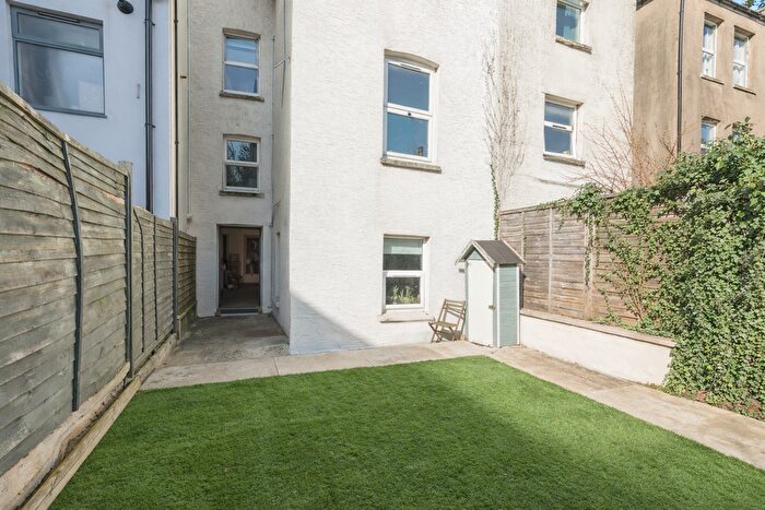 1 Bedroom Flat For Sale In Seymour Road, Bristol, BS7