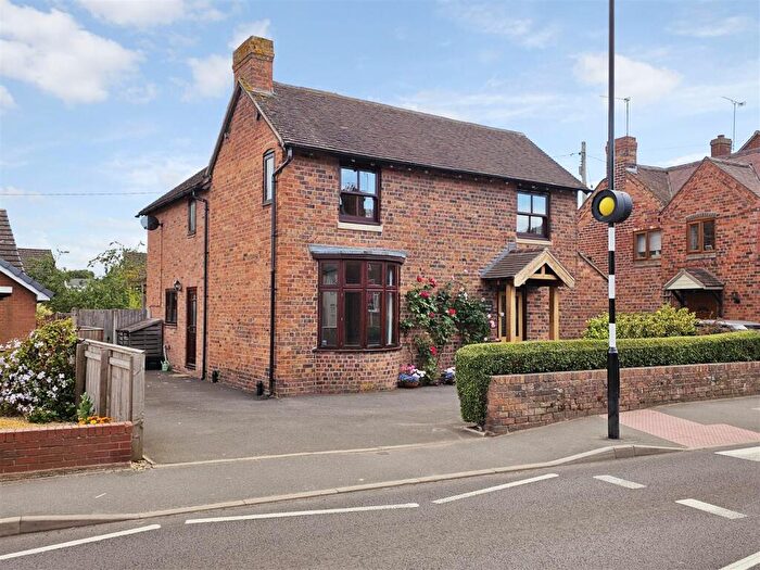 4 Bedroom Detached House For Sale In High Street, Cleobury Mortimer, Kidderminster, DY14