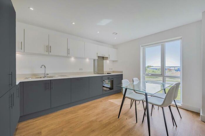 2 Bedroom Apartment To Rent In Arborfield, Wokingham, RG2