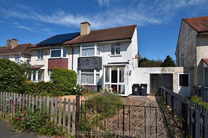 3 Bedroom Semi Detached House For Sale In Brookers Lane, Gosport, PO13
