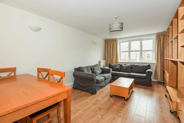 3 Bedroom Flat To Rent In Sarda House, Queensway, W2