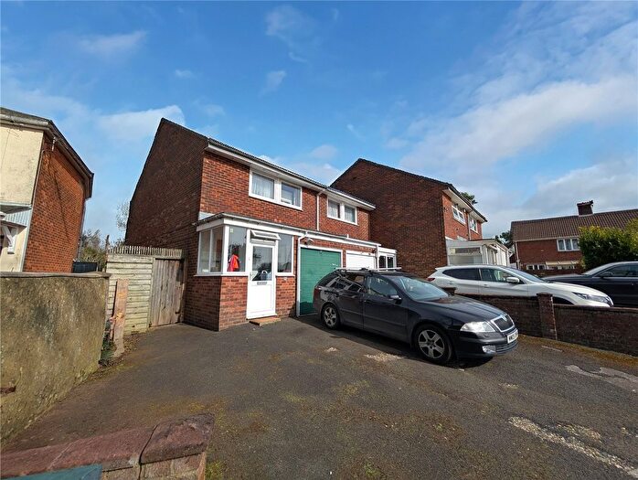 3 Bedroom Semi-Detached House To Rent In Salem Street, Shirley, Southampton, Hampshire, SO15