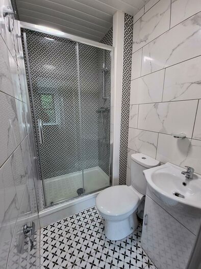 6 Bedroom Semi Detached House To Rent In Katie Road, Birmingham, B29