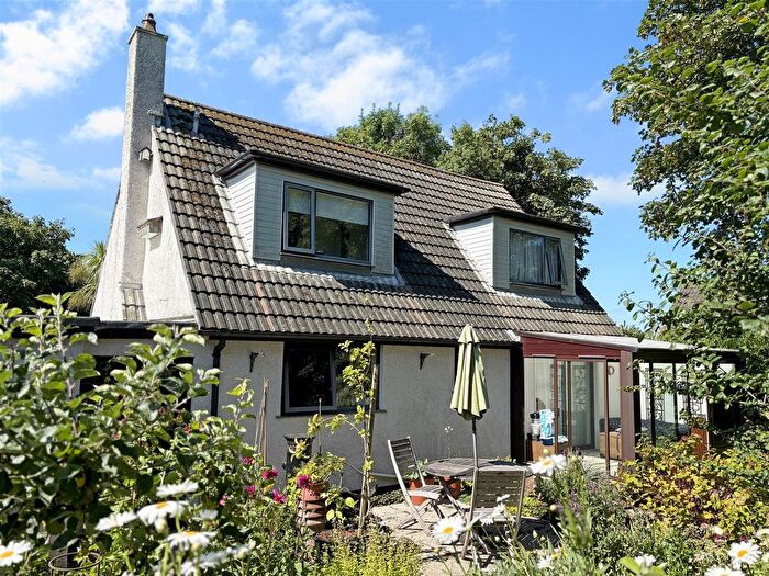 4 Bedroom Detached Bungalow For Sale In Spacious Dormer Bungalow, Mullion, TR12