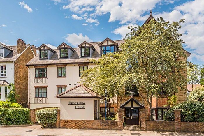 1 Bedroom Flat For Sale In Kingston Road, Teddington, TW11