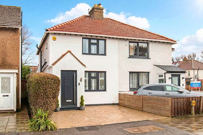 3 Bedroom Semi Detached House For Sale In Tolworth Park Road, Surbiton, KT6