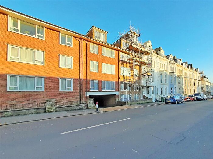 1 Bedroom Flat For Sale In Pelham Place, Seaford, BN25