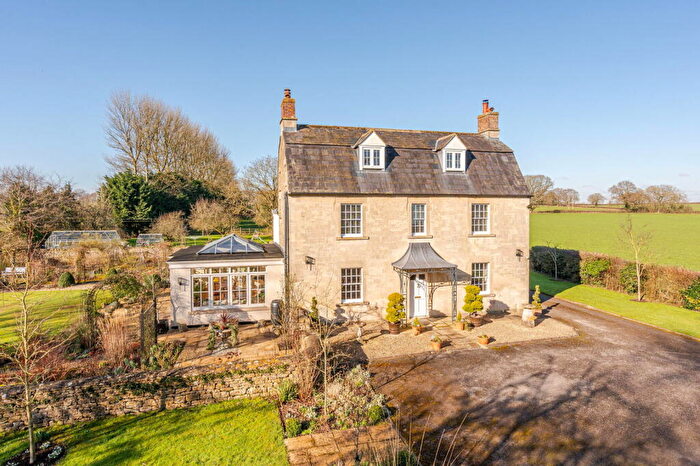 6 Bedroom Detached House For Sale In Malmesbury, SN16