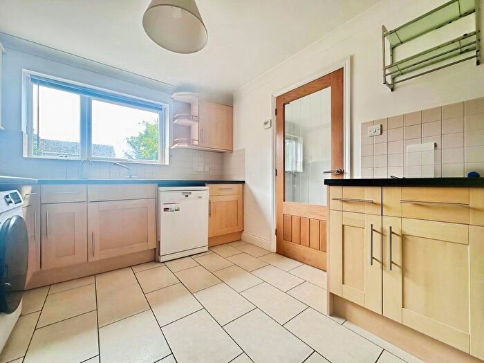 3 Bedroom Property To Rent In Wulfstan Way, Cambridge, CB1