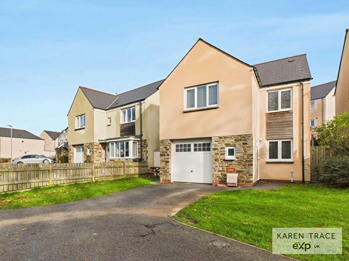 4 Bedroom Detached House For Sale In Quilet Close, St Austell, PL25