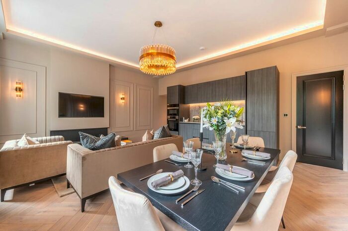 2 Bedroom Flat To Rent In Linden Gardens, Notting Hill, London, W2