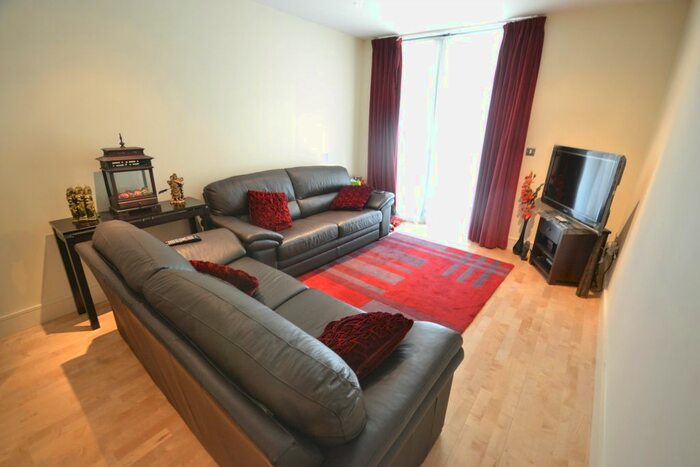 1 Bedroom Flat To Rent In City Walk, Borough, SE1